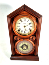 Antique Ingraham Walnut &quot;Bullseye&quot; Cottage clock, Circa 1890, Runs Great - £84.56 GBP