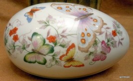 Vintage Avon Butterfly Egg Trinket Box 5.5 x 3.5" 1974 - £14.74 GBP