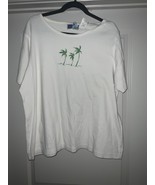 Womans Erika and Co. White And Green Palm Tree Shirt Top Size 2 XL - $13.71 CAD
