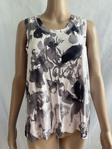 Vera Wang floral  sleeveless  shirt size medium  - $14.85