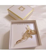 Anne Klein Gold Tone Simulated Diamond Lily Pin C292 - $219.14 MXN
