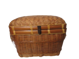 Vintage Asian Wicker Ratan Basket W/Handles And Brass Hinges 16&quot; x 13&quot; x 10&quot; - £25.31 GBP