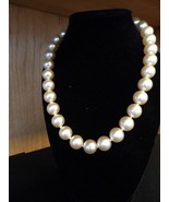 Vintage Faux Pearl Choker Necklace Gorgeous Creamy White Lustre Beads - £6.66 GBP