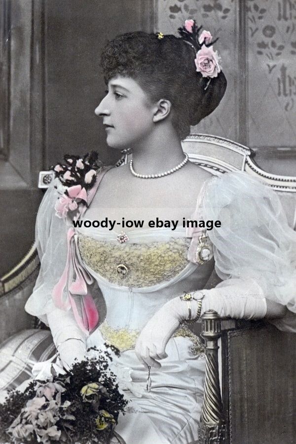bc1053a - Royalty - Queen of Norway - print 6x4 - $2.54