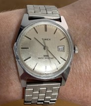 Vintage Timex Men Silver Tone Water Resistant Hand-Wind Mechanical Watch Date - £15.37 GBP
