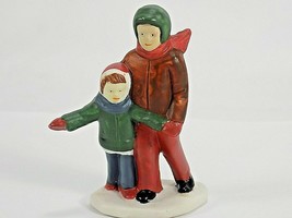VINTAGE COLLECTIBLE FIGURINE SNOWY VILLAGE SUMMIT COLLECTIBLES FATHER &amp; SON - $118.59 MXN