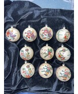 10 Vintage Santa Christmas Ornaments Decal Art snowman Glitter 2.25&quot; Bal... - $2,774.55 MXN