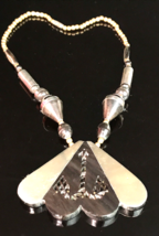 Vintage Geometric India Beaded Bib screw back Necklace - $18.95