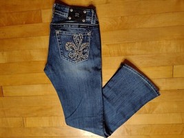 Miss Me Boot Cut Jeans Women&#39;s Size 28X29.5 Low Rise Fleur De Lis Embell... - £21.10 GBP