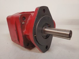 Benchmark Hydraulic Pump 399722X | V201S12S1C11 - £174.63 GBP