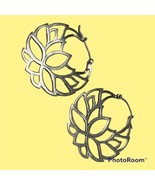 925 Sterling Silver Polished Flat Cut-Out Lotus Flower Latch Earrings - $61.67 CAD