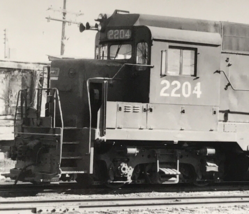 Penn Central Railroad #2204 GP30 Electromotive Train Photo LaGrange Park IL 1971 - £7.58 GBP