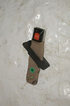 2000 Mazda B4000 Extended Cab V6 4X4 AT Right Rear Seat Belt Receiver - £8.55 GBP