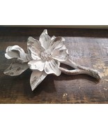 Magnolia Decor Bed Bath &amp; Beyond Table Topper - $27.39 CAD