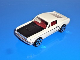 Matchbox SuperFast 1 Loose Vehicle '68 Ford Mustang Cobra Jet White - $5.94