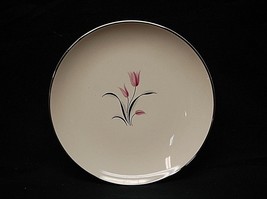 Old Vintage Carmel by Franciscan 8-1/8&quot; Salad Plate Pink &amp; Gray Center Flowers - $14.84