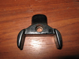 Singer Three-Pin Terminal (Male Half) Bracket #194093 - $7.00
