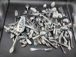 Assorted Vintage Stainless Flatware - Many Good Names - Lot Of 112 - RESELLERS! - £34.28 GBP