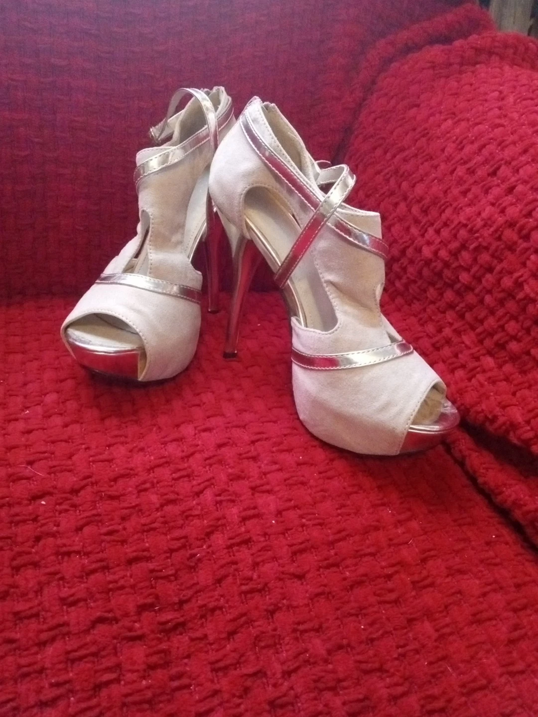 Nana Collection High Heel Sandals 6.5 - $216.03 MXN
