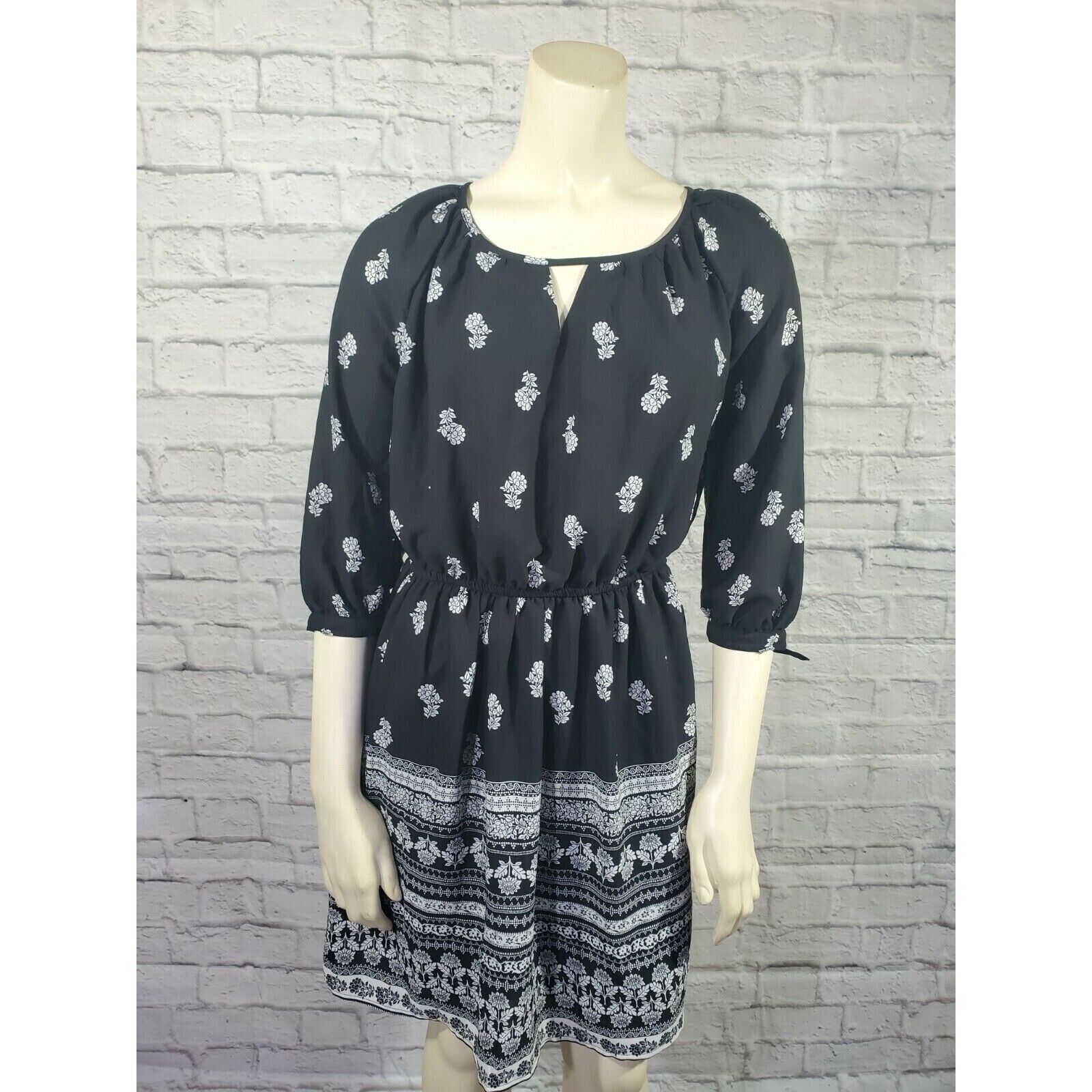 Primary image for Maurices Dress Size S Womens Black White Floral 3/4 Sleeve Keyhole Neck Midi