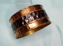 bangle bracelet hammered Copper  bold deco textured Huge Vintage - £20.60 GBP