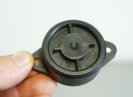 12-2014 mercedes w204 c250 c350 headlight light bulb socket 1300516113 oem - $21.74