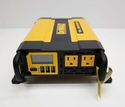 DEWALT DXAEPI1000 Power Inverter 1000W image 3
