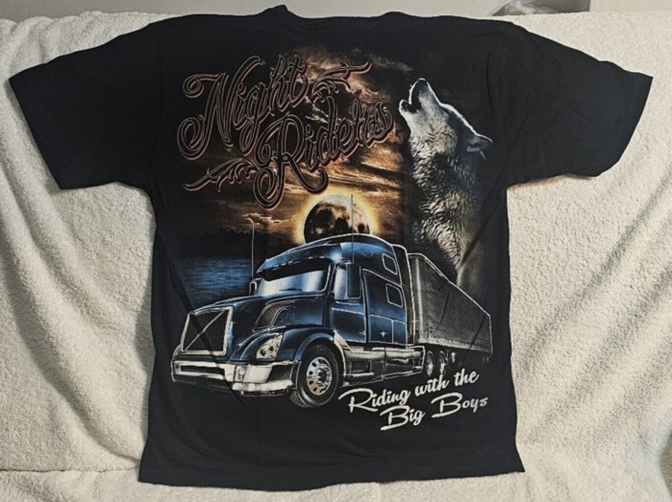 Primary image for SEMI TRUCK WOLF MOON NIGHT RIDERS RIDING WITH THE BIG BOYS TRUCKER T-SHIRT