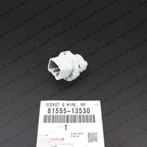 NEW GENUINE TOYOTA LEXUS 03-07 GX470 REAR TURN SIGNAL LAMP SOCKET 81555-... - $19.69
