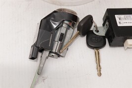 04 4Runner 4x2 4.0 ECM ECU Engine Control Module Immo Ignition Key 89661-35A22 image 6