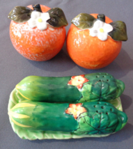 Vintage S&amp;P Shakers Holt Howard Oranges Hinode Cucumbers &amp; Tray 2 Sets - £11.98 GBP