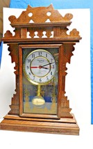 Vintage Wood Cat Mantel Clock Strausbourg Manor  Quartz Westminster Chime - £74.56 GBP
