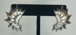 Vintage 1980&#39;s Silver Plated Ladies Big &amp; Bold Omega Clip Earrings (#123) - £21.21 GBP