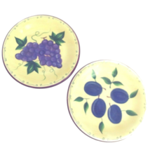 Sonoma LifeStyle Grape &amp; Plum Design Plates 8&quot; Luncheon Salad Dessert Set of 2 - £10.90 GBP