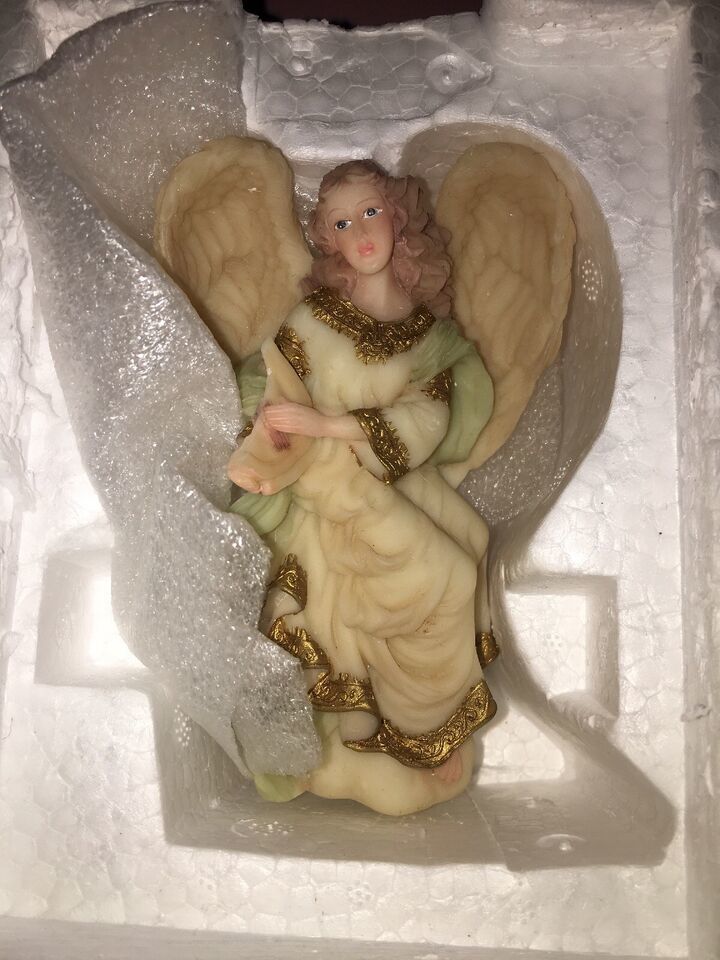 Angel Statue Figurine With Broken Harp - $12.54