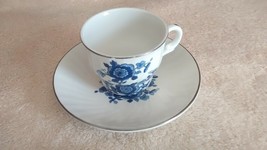 RoyalBlue - Wedgwood - flat demitasse cup &amp; saucer set - blue floral center - £4.92 GBP