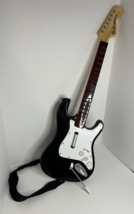 Rock Band Guitar Wii NWGTS2 Fender Stratocaster Harmonix Nintendo No Dongle - $65.48 CAD