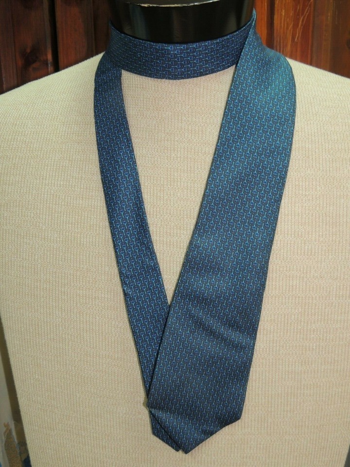 Lladro Spain Hecho a Mano Neck Tie/Necktie Silk Blue Seda Natural 58"x3.5" Item image 2