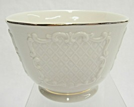 Lenox Canterbury Footed Candy Dish Bowl Textured Panels Gilded Rim Square - £5.16 GBP