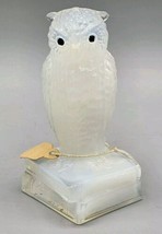 VINTAGE Degenhart Glass White Black Eyes Wise Owl Books Figurine Paperweight - £22.04 GBP