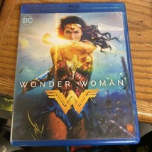 Wonder Woman (Blu-ray, 2017) Gal Gadot Chris Pine Robin Wright DC Comics - £5.53 GBP
