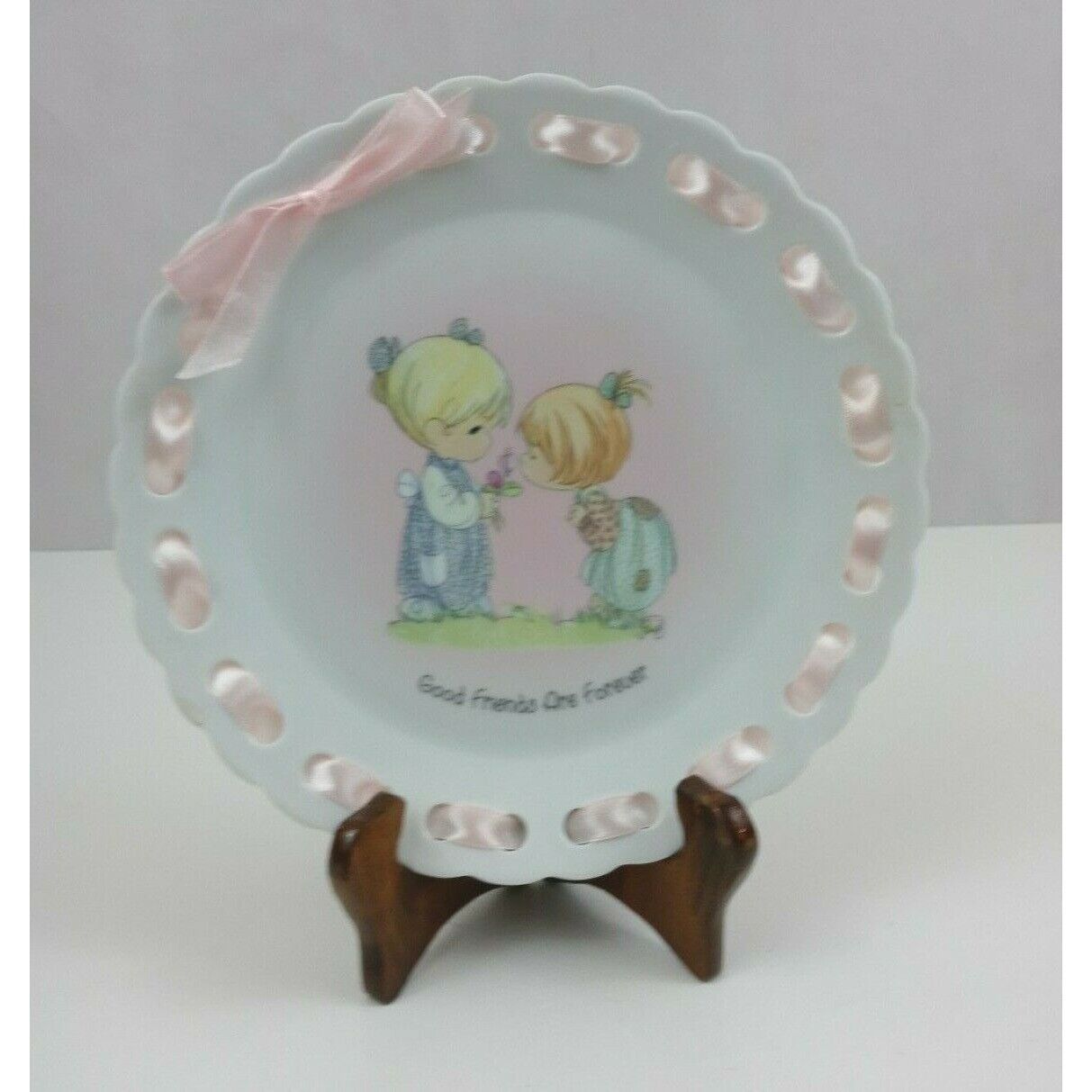 2004 Enesco Precious Moments Good Friends Are Forever Collector Plate With Stand - $10.66