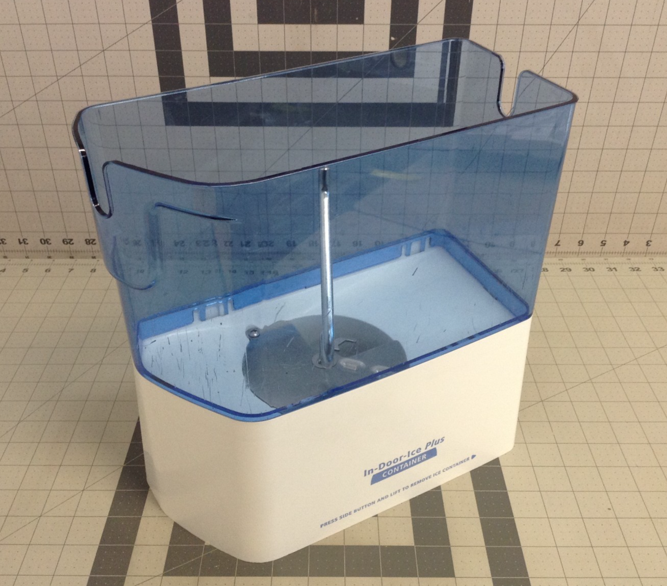 Whirlpool Refrigerator Ice Bucket Assembly W10188746 W10174543 - $69.25