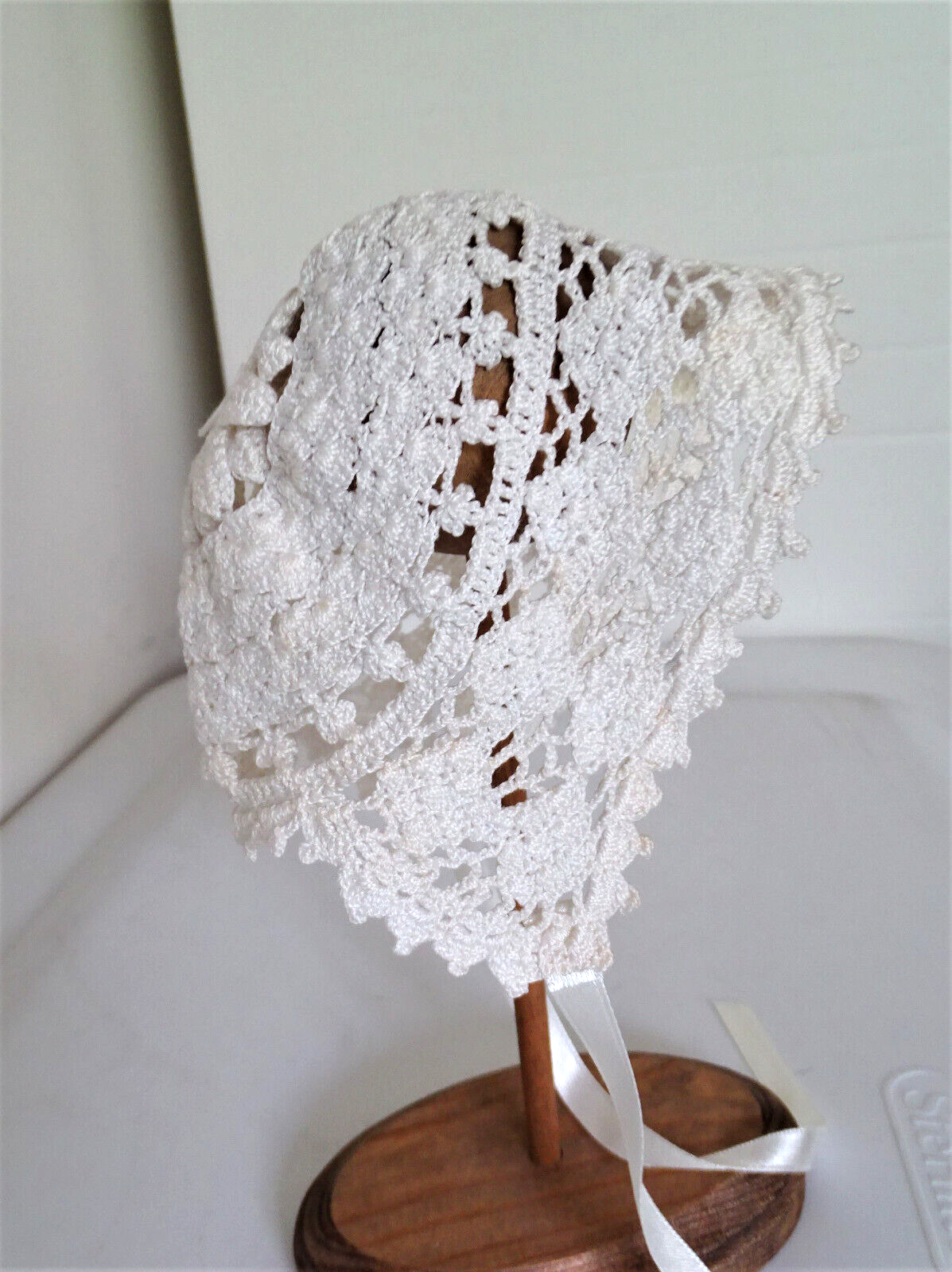 Primary image for Vintage White Crochet Bonnet Hat for Medium to Large Baby Doll