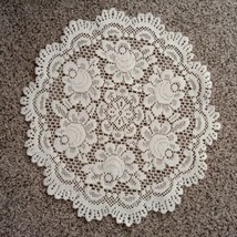 19&quot; Round Crochet Lace Floral Doily Tablecloth Vintage Tablecloth Off White - £7.41 GBP