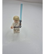 Luke Skywalker Mini-Figure from LEGO Star Wars: Obi-Wan&#39;s Hut (75270) - $263.15 MXN