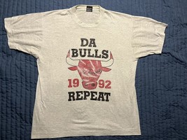 Vintage Screen Stars 1992 Chicago Da Bulls Repeat T Shirt XL Gray Made I... - $39.60