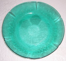 Forte Crisa Forest Green Collectible Glass Bowl 9 1/2&quot; Petal Pattern - £11.78 GBP