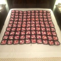 Granny Square 50x50 Handmade Crochet Pink &amp; Black Throw Blanket Lap Afghan Vtg - £26.70 GBP