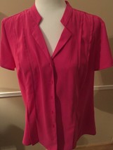 Dana Buchman Lady&#39;s Blouse Medium Short Sleeve Deep Pink B1 - £15.56 GBP